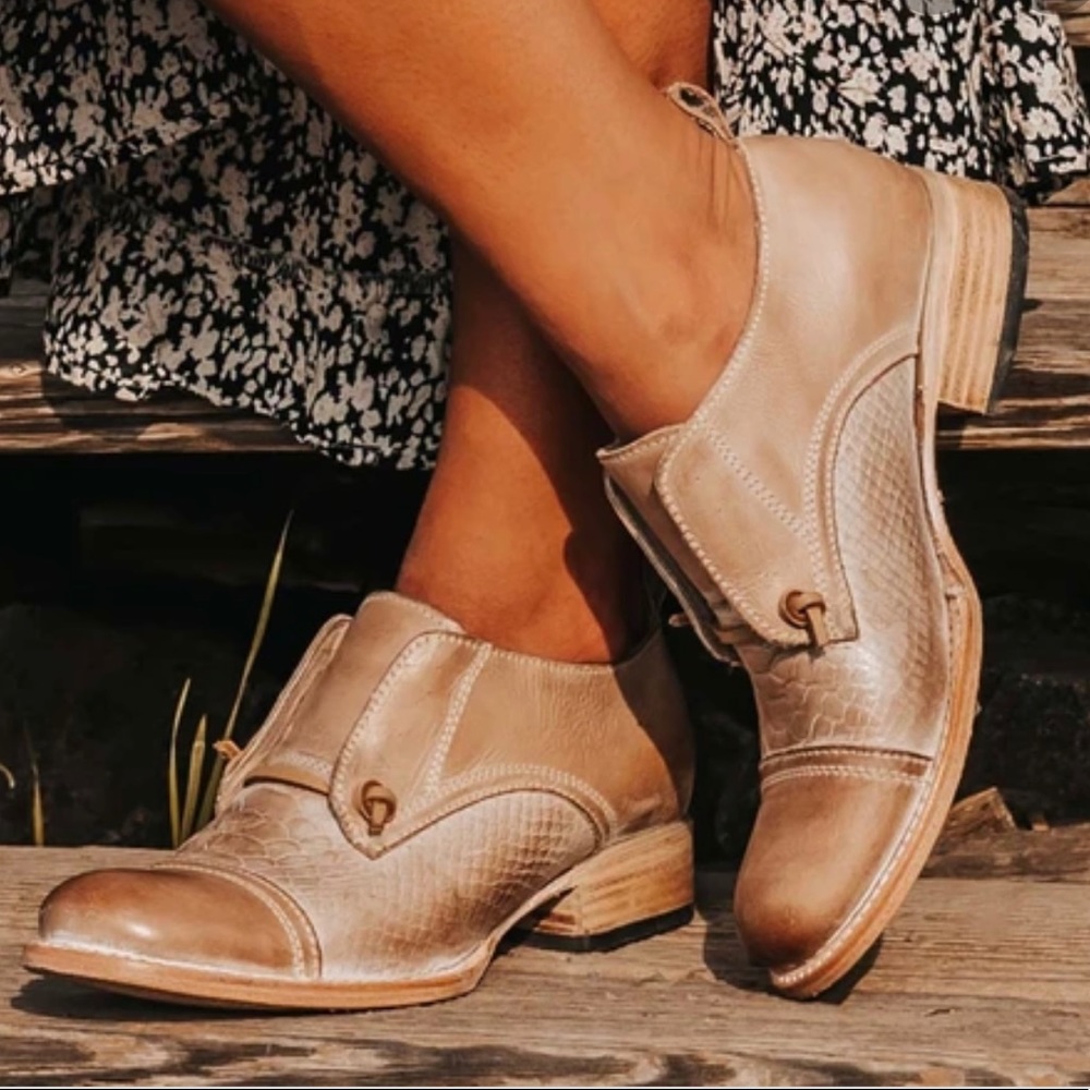 Freebird Mabel Taupe Size 9